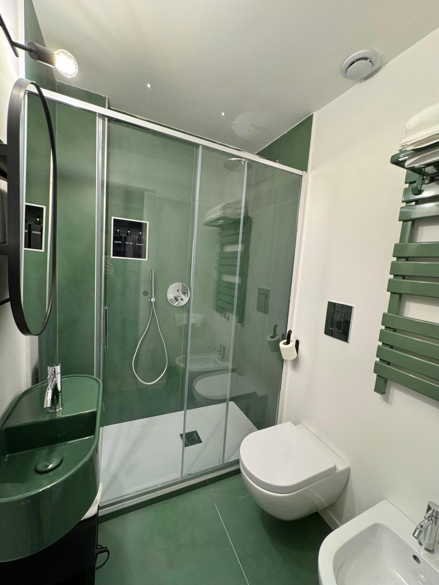 Alma De Chiaja - Design Suites & Apartments 那不勒斯 外观 照片